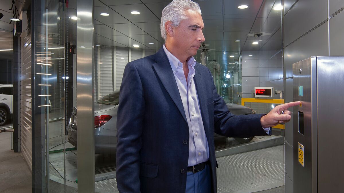 Sistem de parcare din interior