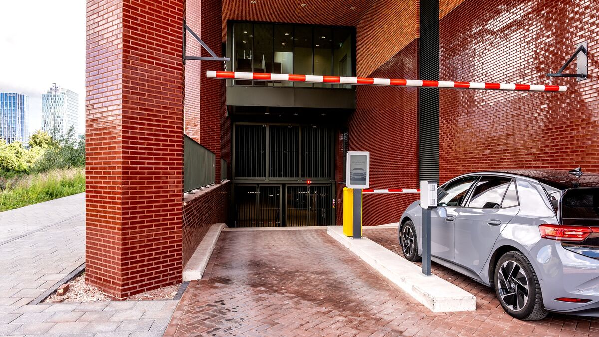 250912woehr_amsterdam_thepulse_sl3s_by_mellenthin_472-hdr_ret.jpg