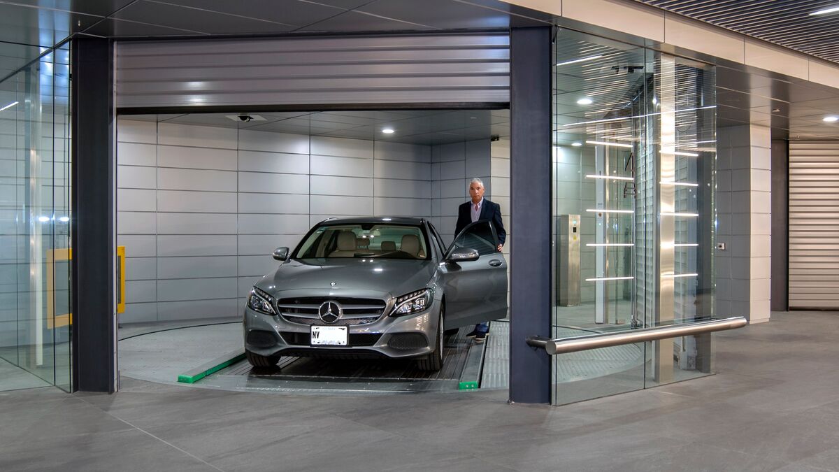 Sistem de parcare din interior