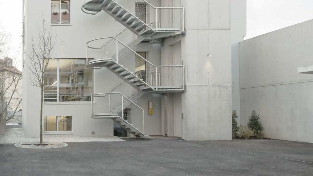 Building on Olgastraße in Stuttgart