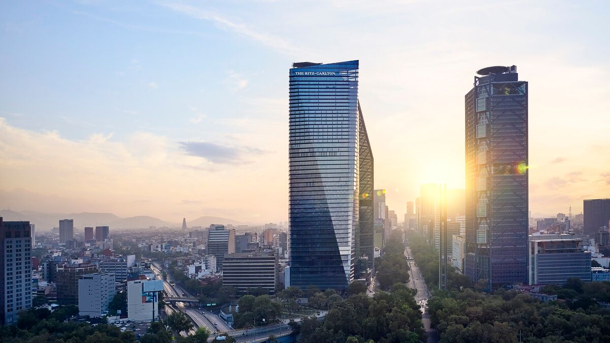 Aerial view of a building in Mexico City