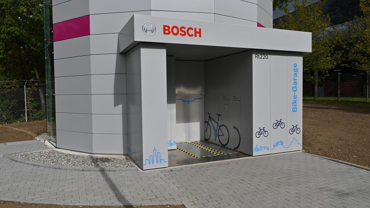 woehr-bikesafe-reutlingen-bike-garage-2.jpg