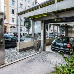 woehr-multiparker740-autoparksystem-carparkingsystem-gruenesparken.jpg